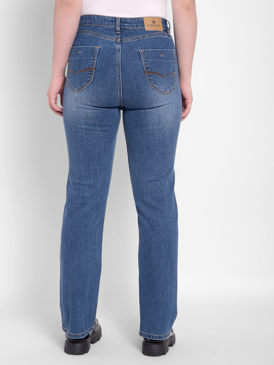 Numero Uno Women Solid Blue Jeans